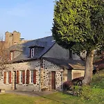 Hébergement de vacances L'oustal Dé L'adrienne é Jean , De Campagne Au Pied Des Montagnes *