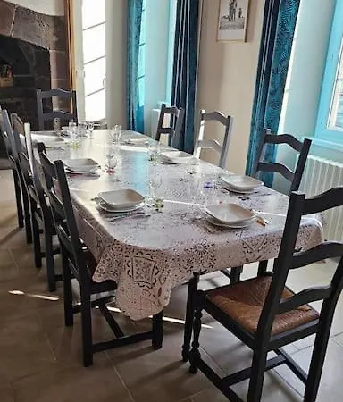 L'oustal De L'adrienne E Jean , De Campagne Au Pied Des Montagnes Holiday home Tournemire (Cantal)