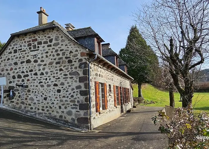 L'oustal De L'adrienne E Jean , De Campagne Au Pied Des Montagnes Дом отдыха Tournemire (Cantal)