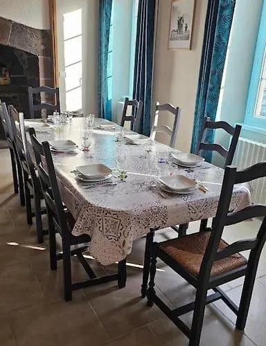 L'oustal De L'adrienne E Jean , De Campagne Au Pied Des Montagnes Дом отдыха Tournemire (Cantal)
